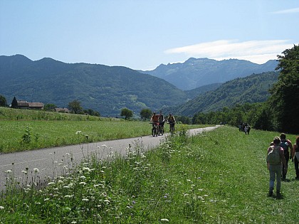Bicycle trip : Bicycle Path Albertville - Faverges