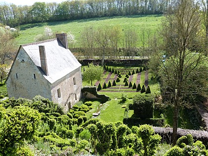 BEAUMONT-SUR-DEME / Les plateaux Beaumontais