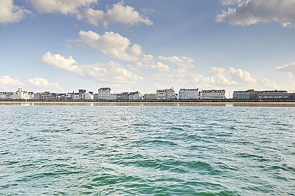 Saint-Malo accessible : Digue de Paramé