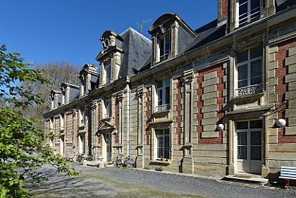 Tailleville : Une romance historique