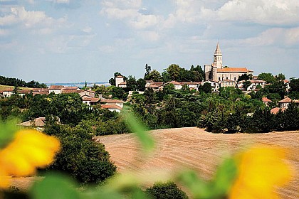 MONTAUT-LES-CRÉNEAUX : LA BOUCLE DU CHÂTEAU