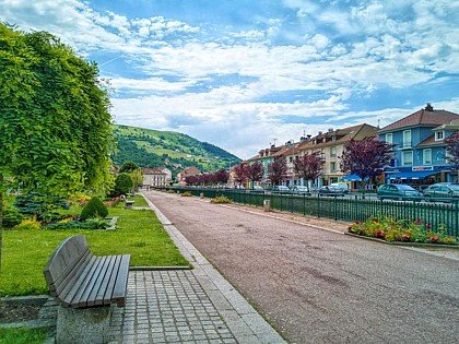 RANDOLAND WALK