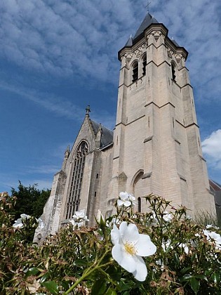 Collegiate Church, Hospice, Cenotaphs, the most beautiful monuments of Seclin!