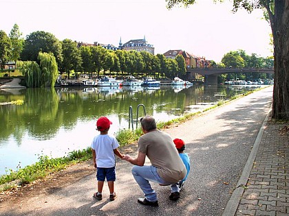 CHEMIN DE HALAGE / TOWING PATH