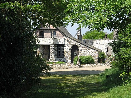 CIRCUIT DU MUSÉE À COSSÉ-LE-VIVIEN
