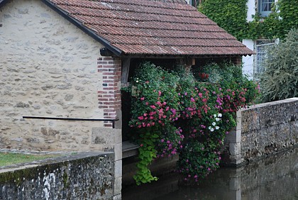 Découvrir Châtillon-Coligny à pied