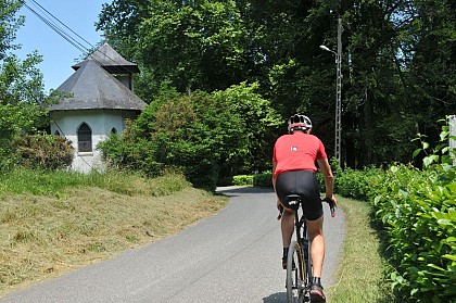Route N°15 - Au pied des sommets par le Bager