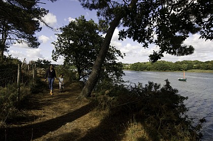 L'anse du Téno et les deux rivières