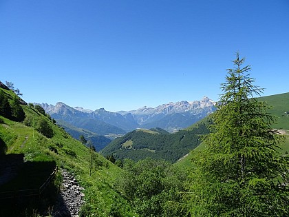 Les Côteaux de Corps - 12 km - Bleu