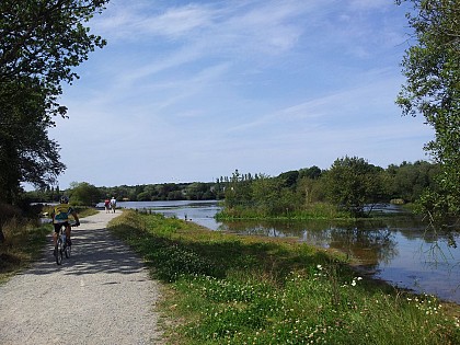 La vallée des Seigneurs - OFFICIEL