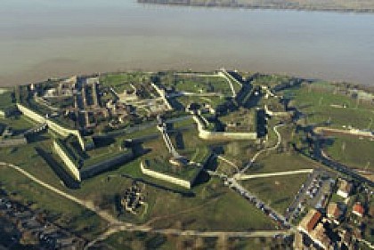 Vignoble en citadelle - Boucle de Blaye