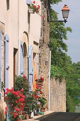 AUCH - MONTAUT-LES-CRÉNEAUX À VÉLO