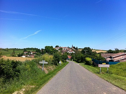 NOUGAROULET - AUGNAX - PUYCASQUIER À VÉLO