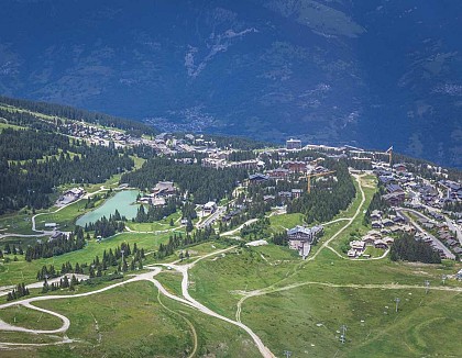 COURCHEVEL, HISTOIRE ET ARCHITECTURE 20ÈME SIÈCLE
