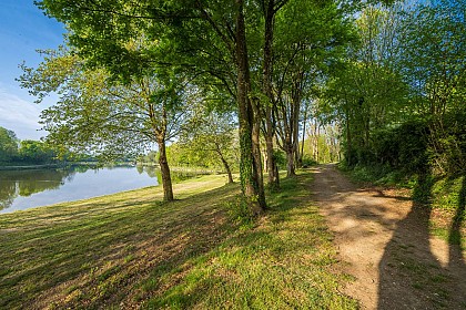 CHEMIN DES CHÂTAIGNES - DÉPART DE LA TARDIÈRE (TERVAL)