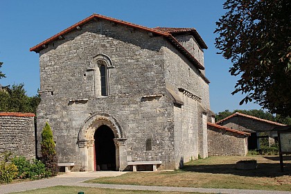 Grand Madieu sentier de la Commanderie