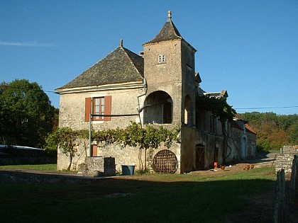 Chemin Autour du Village aux 55 Pigeonniers