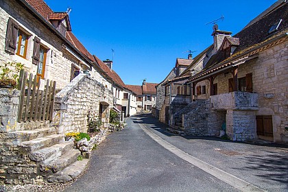 A Travers les Croix du Quercy