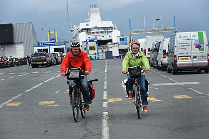 La Vélo Francette, Voie verte Ouistreham Caen, canal latéral à l'Orne