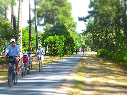 Le tour d'Arès à bicyclette