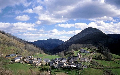 Tour d'Etchebar/Etxebarreko üngürua