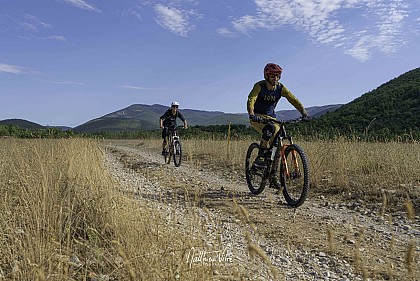 MTB n°1 - 'Grand Tour de Forcalquier à la Montagne de Lure' (Grand Tour from Forcalquier to the Montagne de Lure)