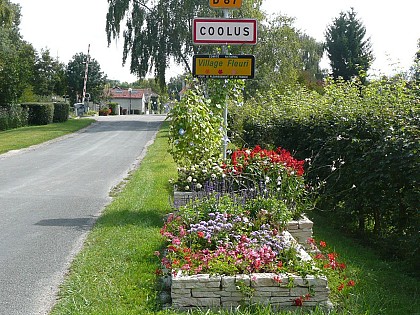 Chemin du domaine de Coolus