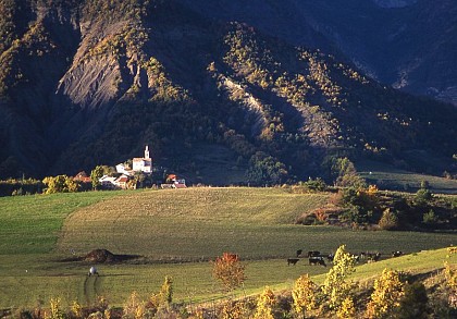 Tour du village de Bellafaire