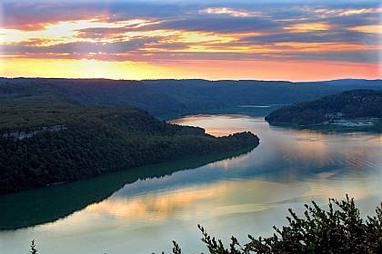 Le tour du lac de Vouglans