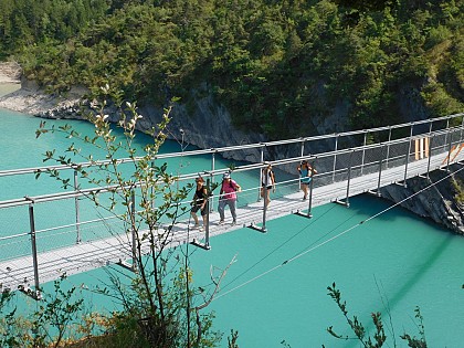 Ebron footbridge (figure-of-eight loop)