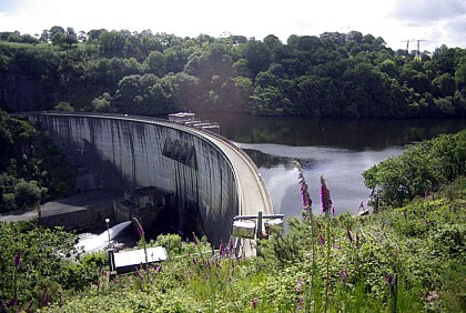 Pont-Noir : Le tour Sud de la retenue du Gouët