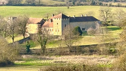 Walking in the footsteps of the history of the village of Saint-Marcel-Bel-Accueil