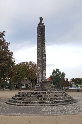 Croix Hosannière de cimetière