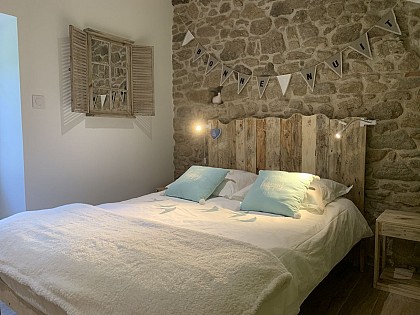 LOGIS CHARRIER LE PETIT BIGNON - CHAMBRE LES VERSAINES