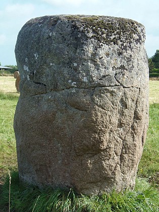 Le Menhir de Vaumoisson