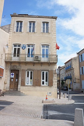 Point Information & Monument "La Tour de l'Horgoge" & Exposition d'Art