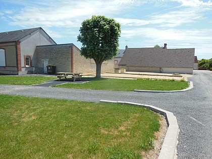 Aire de pique-nique de  St Hilaire sur Puiseaux