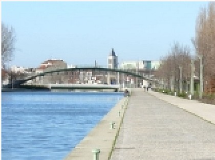 Pont tournant (Bascule bridge)