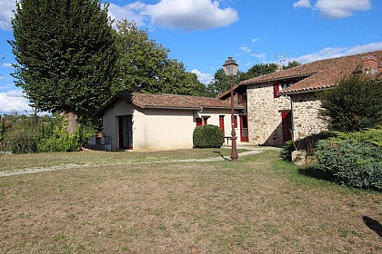 878180 - 5 people - 2 bedrooms - 3 ‘épis’ (ears of corn) - St Brice sur Vienne - fiche 2012