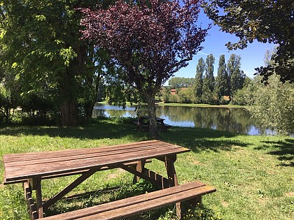 Aire de pique nique à Badefols-sur-Dordogne