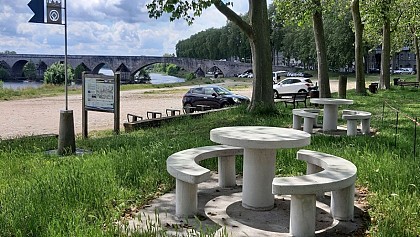 Aire de pique-nique à beaugency (Quai Dunois)