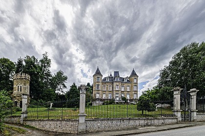 Ambrières - Castel des Tourelles