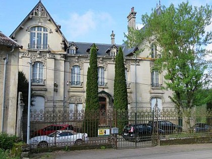 CHÂTEAU LOBSTEIN