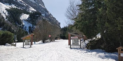 Entrance to Chavière Valley