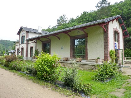 L'ancienne gare de Scrignac transformée en gîte d'étape