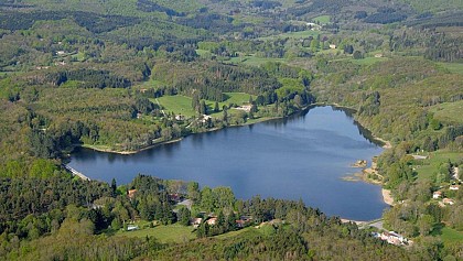 Picnic area Montagnès lake