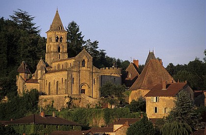 Eglise romane Saint-Pierre et Saint-Paul