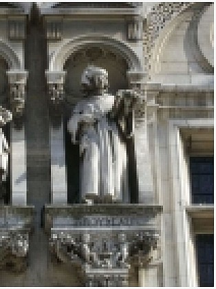 Statue of Étienne Boileau, one of the first provosts of Paris