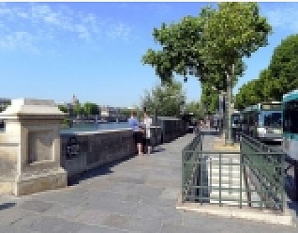 The quay of the Louvre