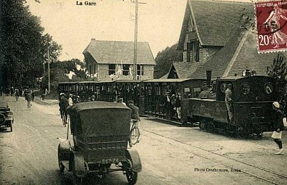Ancien hôtel de la gare maintenant le Vauban.